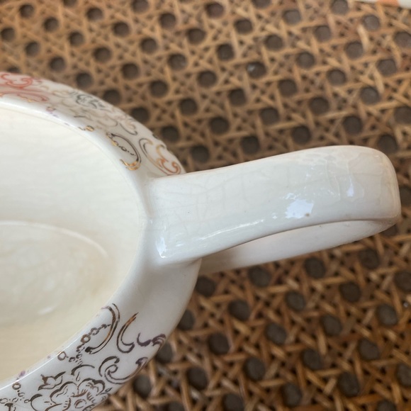 French Saxon China 22K Gold Lace Gravy Boat with Floral Bouquet - Picture 13 of 14